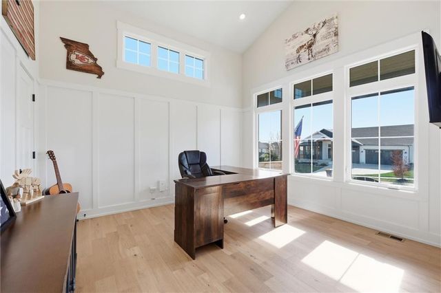 7614 N Skiles Avenue, Kansas City, MO 64158