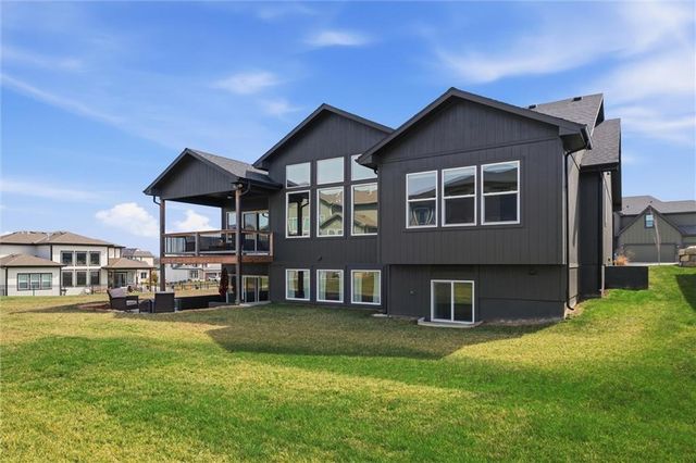 7614 N Skiles Avenue, Kansas City, MO 64158