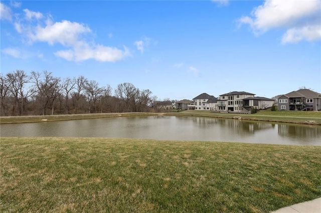 7614 N Skiles Avenue, Kansas City, MO 64158