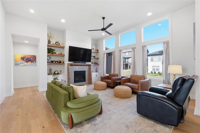 7614 N Skiles Avenue, Kansas City, MO 64158