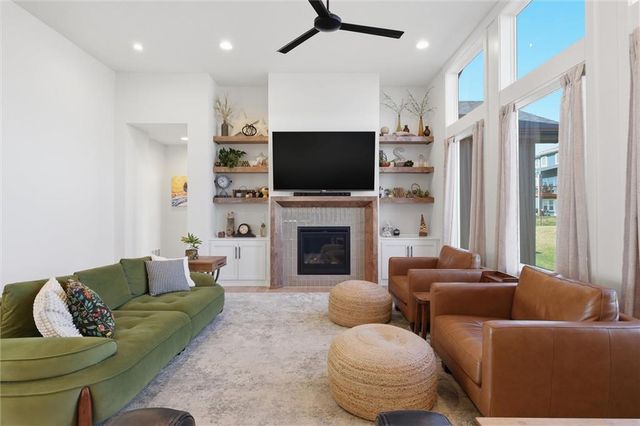 7614 N Skiles Avenue, Kansas City, MO 64158