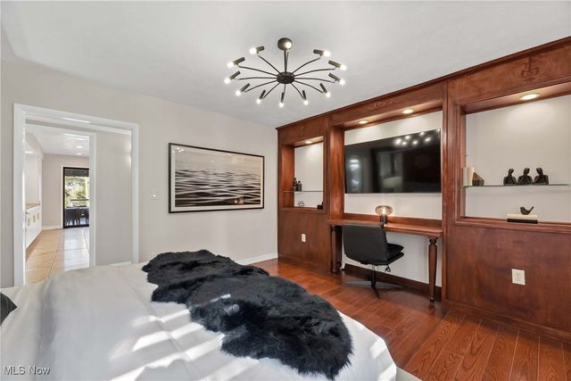 2925 Mill Gate Drive, Willoughby Hills, OH 44094