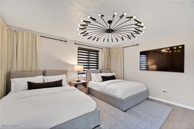 2925 Mill Gate Drive, Willoughby Hills, OH 44094