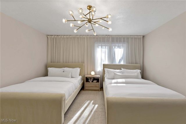 2925 Mill Gate Drive, Willoughby Hills, OH 44094