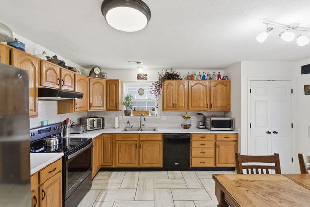 208 Rabbit Run Road, Georgetown, KY 40324