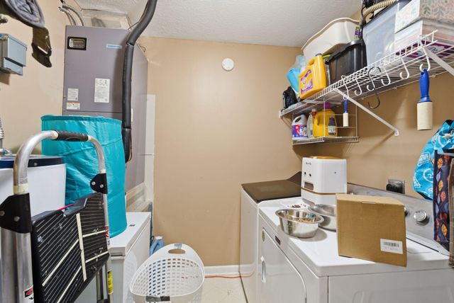 208 Rabbit Run Road, Georgetown, KY 40324