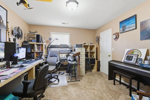 208 Rabbit Run Road, Georgetown, KY 40324