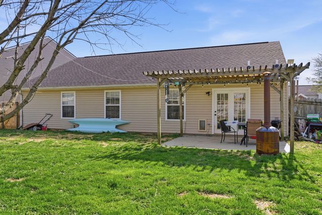 208 Rabbit Run Road, Georgetown, KY 40324