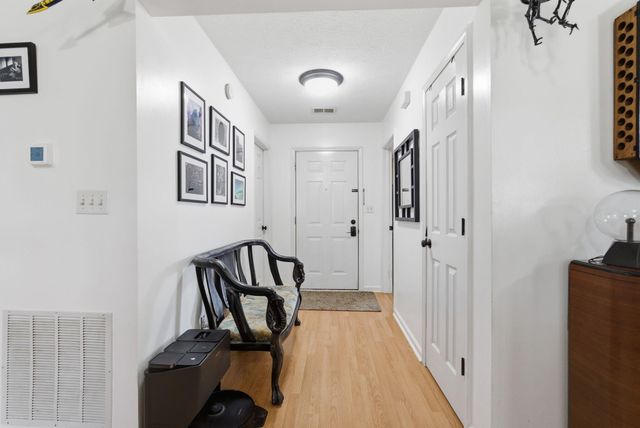 208 Rabbit Run Road, Georgetown, KY 40324