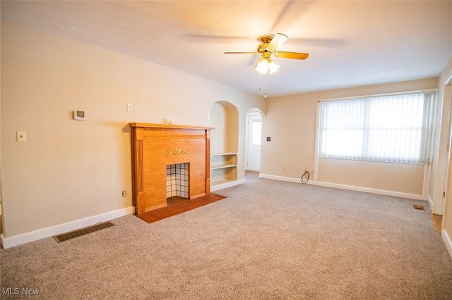 900 21st Street, Vienna, WV 26105