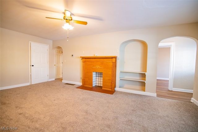 900 21st Street, Vienna, WV 26105