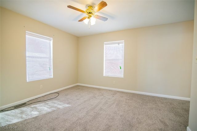 900 21st Street, Vienna, WV 26105