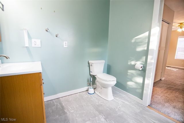 900 21st Street, Vienna, WV 26105