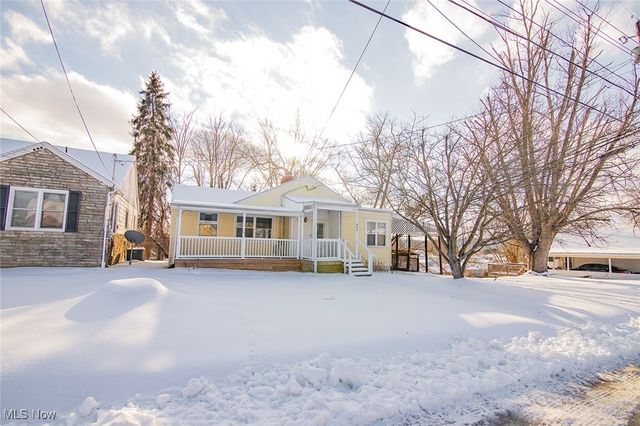 900 21st Street, Vienna, WV 26105