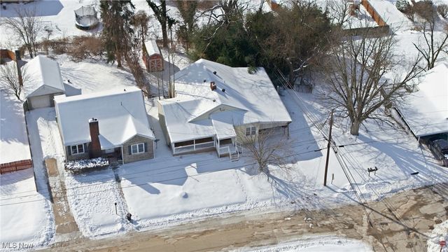 900 21st Street, Vienna, WV 26105