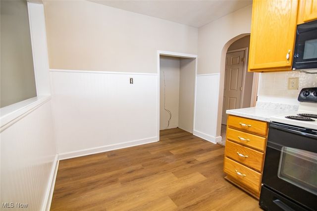 900 21st Street, Vienna, WV 26105