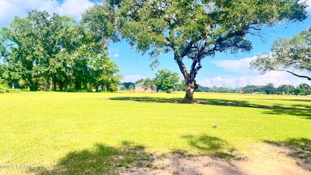 Begnaud Road, Sunset, LA 70584