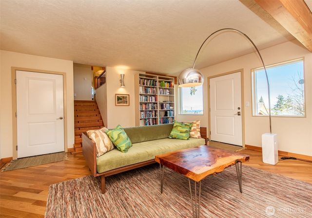 2507 S Peabody Street, Port Angeles, WA 98362