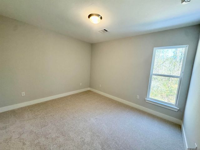 25281 Burlington Dr, Denham Springs, LA 70726