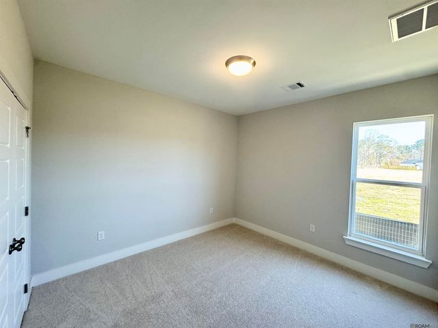 25281 Burlington Dr, Denham Springs, LA 70726