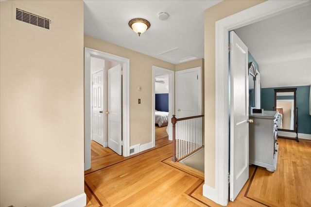 749 High St, Fall River, MA 02720