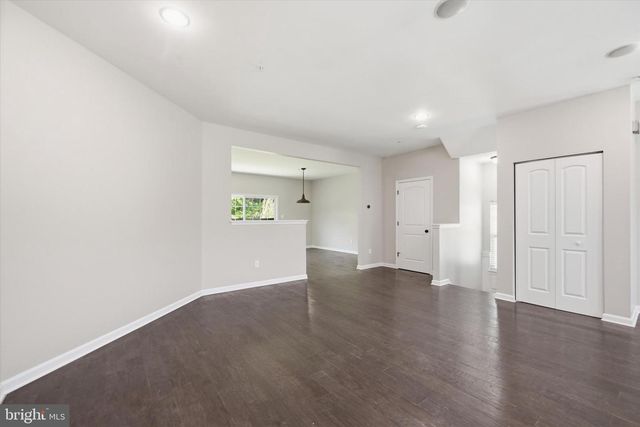 501 S TWIN LAKES BLVD, Newark, DE 19711