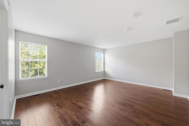 501 S TWIN LAKES BLVD, Newark, DE 19711