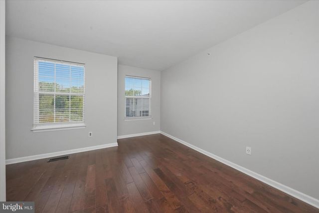 501 S TWIN LAKES BLVD, Newark, DE 19711