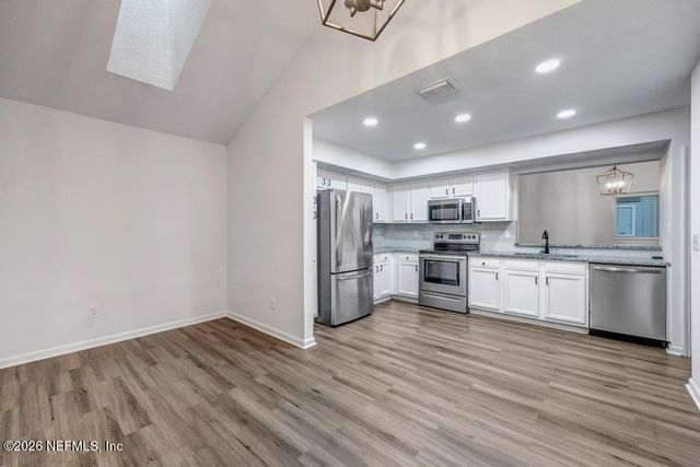 3105 CORAL REEF Drive, Jacksonville, FL 32224