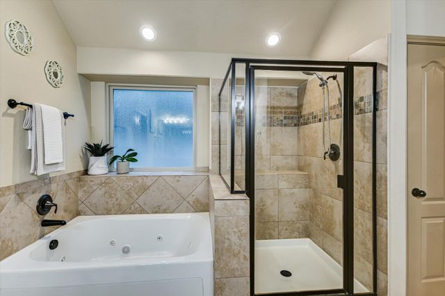 36 RIDGEWOOD CIR, Wimberley, TX 78676