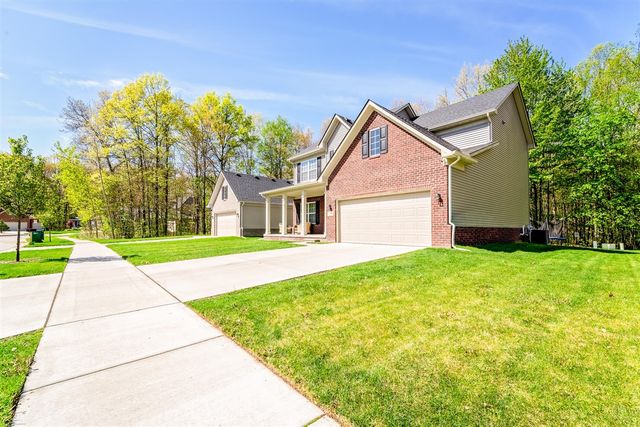 17754 Woodstock Court, Romulus, MI 48174