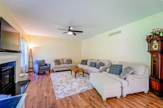 17754 Woodstock Court, Romulus, MI 48174