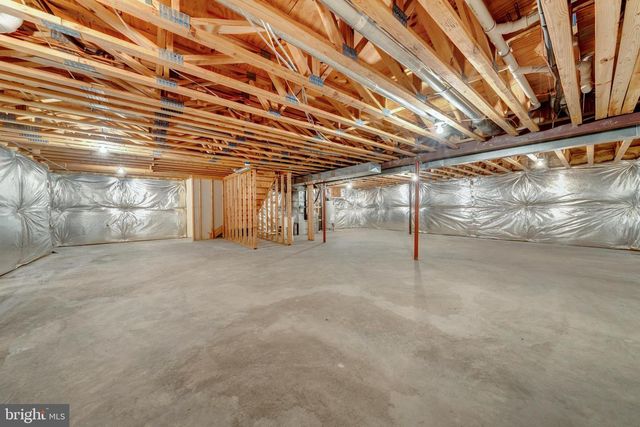 5933 WOODLEY RD, Mclean, VA 22101