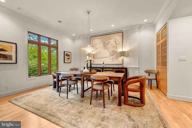 5933 WOODLEY RD, Mclean, VA 22101