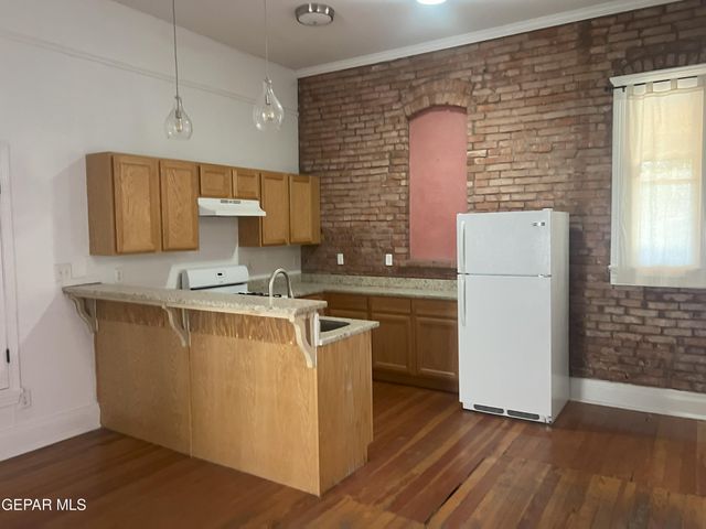 110 W NEVADA Avenue, El Paso, TX 79902