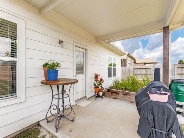 15414 Kirkdell Bend Drive, Humble, TX 77346
