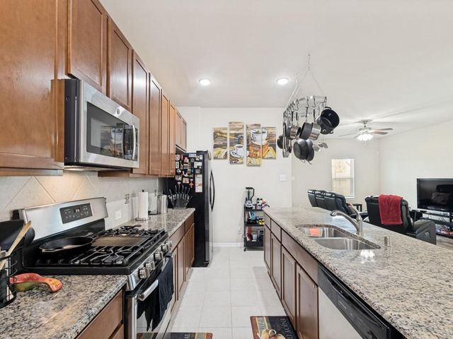 15414 Kirkdell Bend Drive, Humble, TX 77346