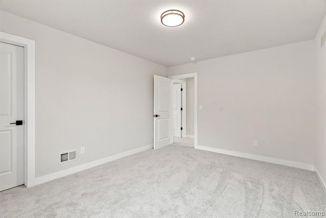 8683 Clare Drive, Shelby Twp, MI 48315