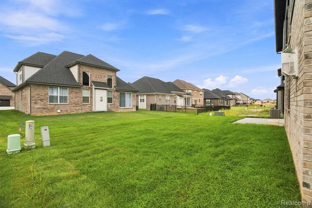 8683 Clare Drive, Shelby Twp, MI 48315