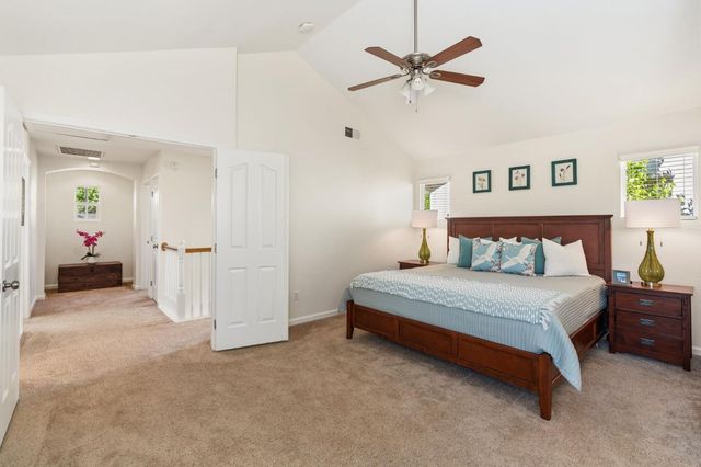 2070 Fenmore Way, Sacramento, CA 95835