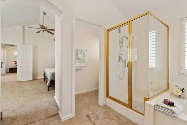 2070 Fenmore Way, Sacramento, CA 95835