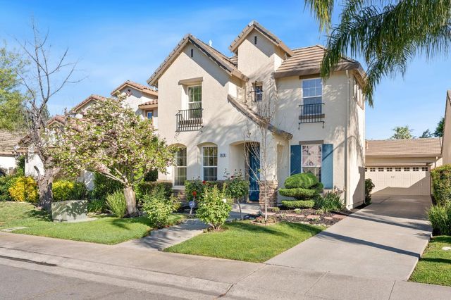 2070 Fenmore Way, Sacramento, CA 95835