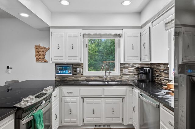 2260 149th Avenue NE, Ham Lake, MN 55304