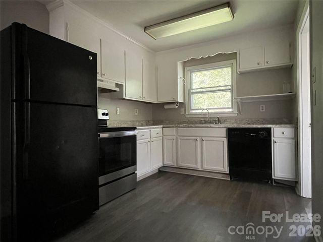 4024 Abbeydale Drive, Charlotte, NC 28205