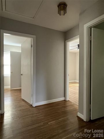 4024 Abbeydale Drive, Charlotte, NC 28205