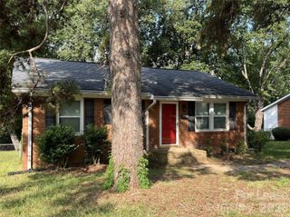 4024 Abbeydale Drive, Charlotte, NC 28205