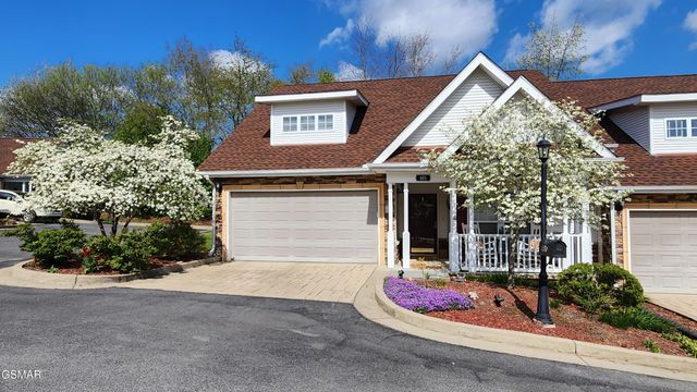 523 Apple View Way, Sevierville, TN 37862