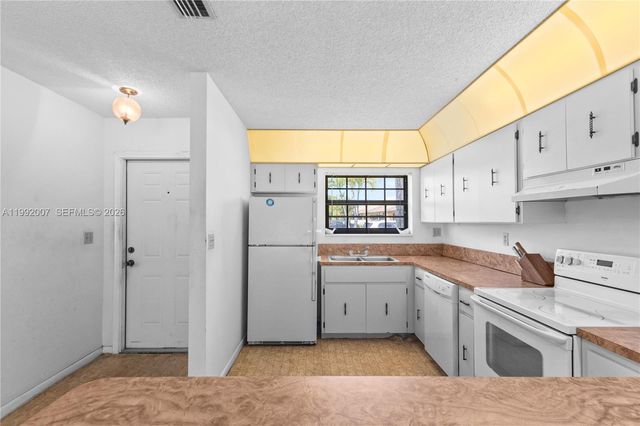 723 Banks Rd, Margate, FL 33063