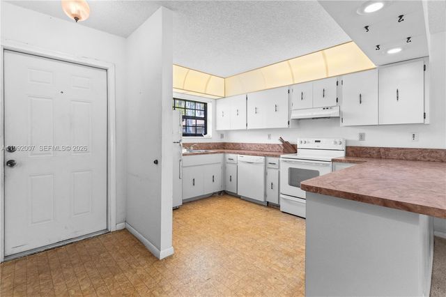 723 Banks Rd, Margate, FL 33063