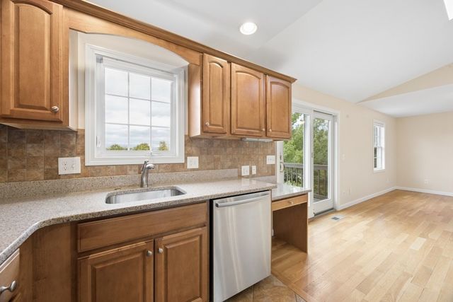 9 Bryant Lane 9, Northborough, MA 01532